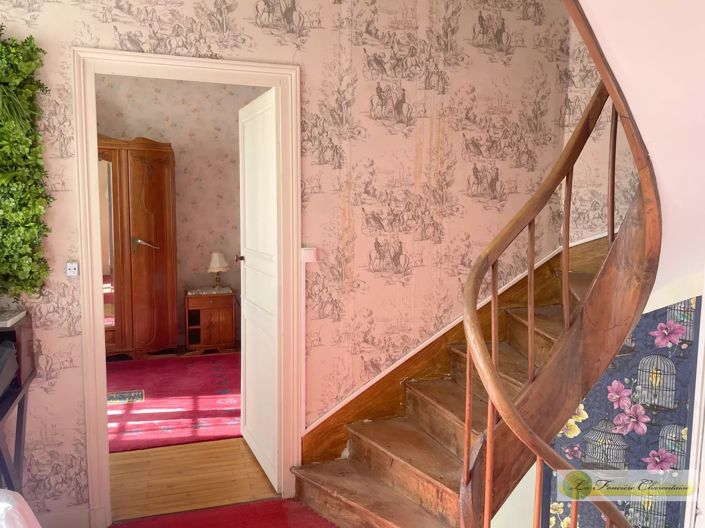 Image No.23-4 Bed House for sale