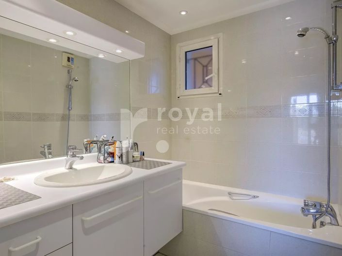 Image No.13-1 Bed Apartment for sale