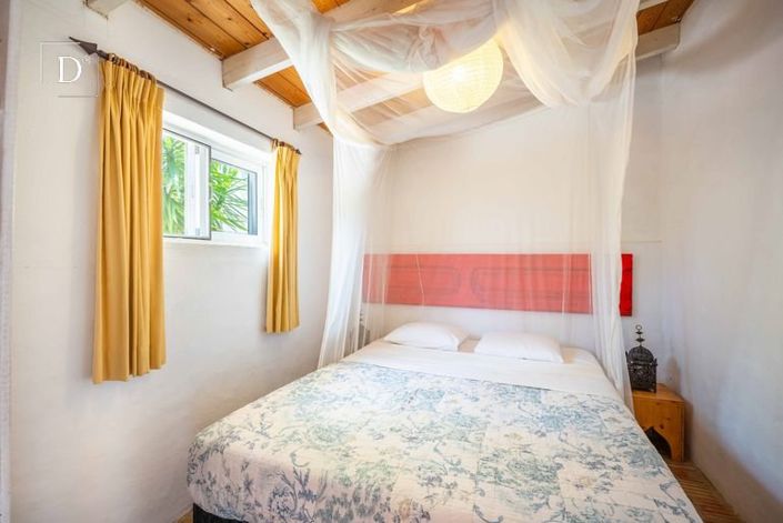 Image No.26-9 Bed House for sale