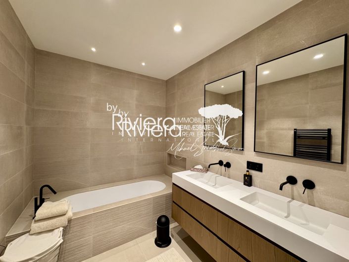 Image No.32-5 Bed House for sale