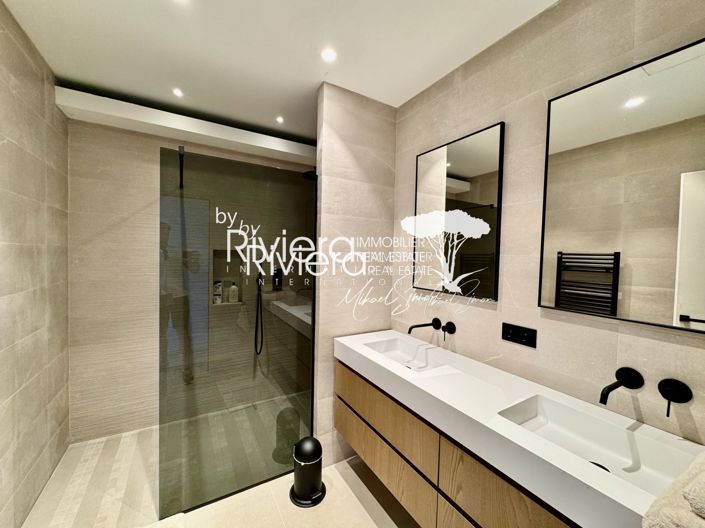 Image No.34-5 Bed House for sale