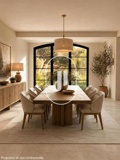 Image No.8-7 Bed House for sale