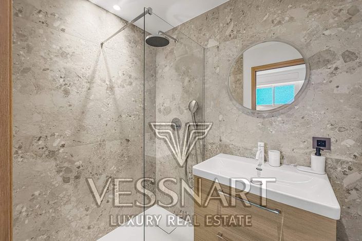 Image No.14-2 Bed Apartment for sale