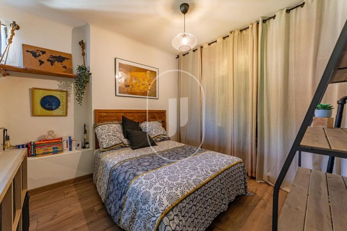Image No.9-4 Bed House for sale