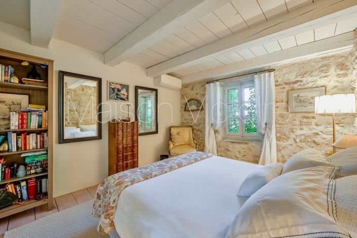 Image No.27-6 Bed House for sale