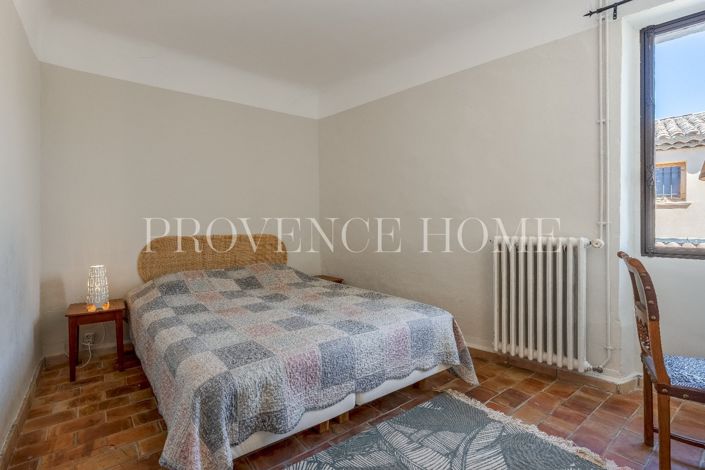 Image No.15-5 Bed House for sale