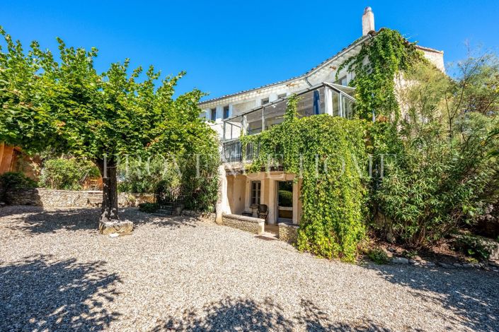 Image No.2-5 Bed House for sale