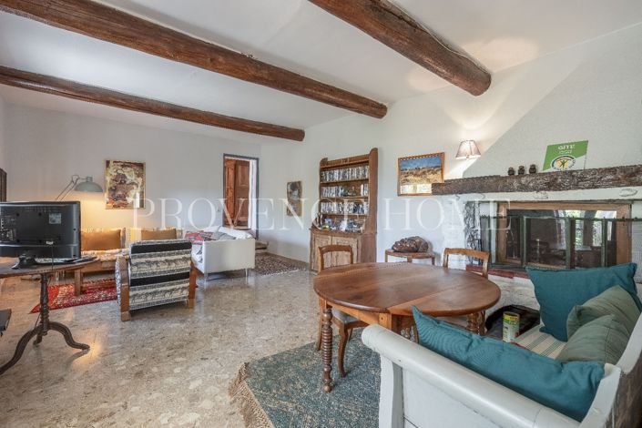 Image No.7-5 Bed House for sale