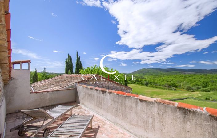 Image No.14-9 Bed Property for sale