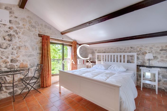 Image No.21-9 Bed Property for sale