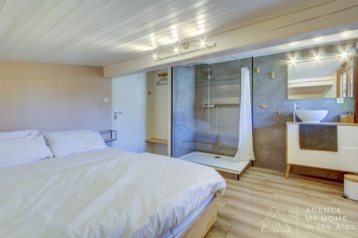 Image No.21-4 Bed Apartment for sale