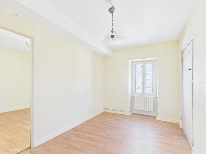 Image No.16-2 Bed House for sale