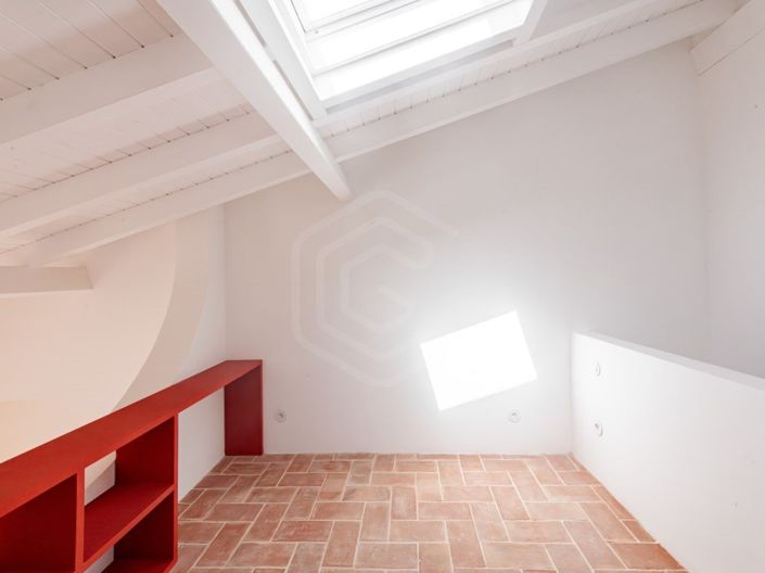 Image No.19-1 Bed House for sale