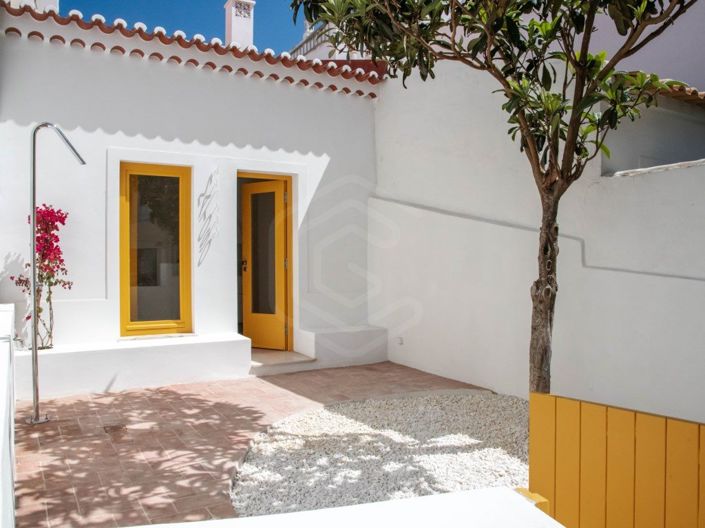 Image No.25-1 Bed House for sale