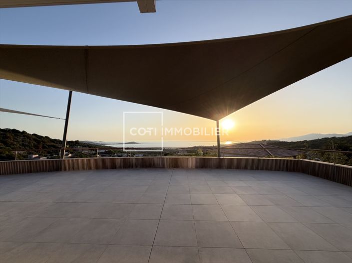Image No.5-6 Bed House for sale