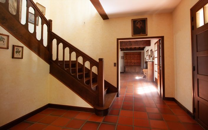 Image No.7-5 Bed House for sale