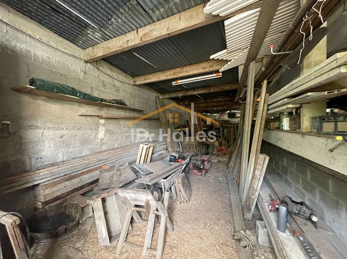 Image No.14-6 Bed House for sale