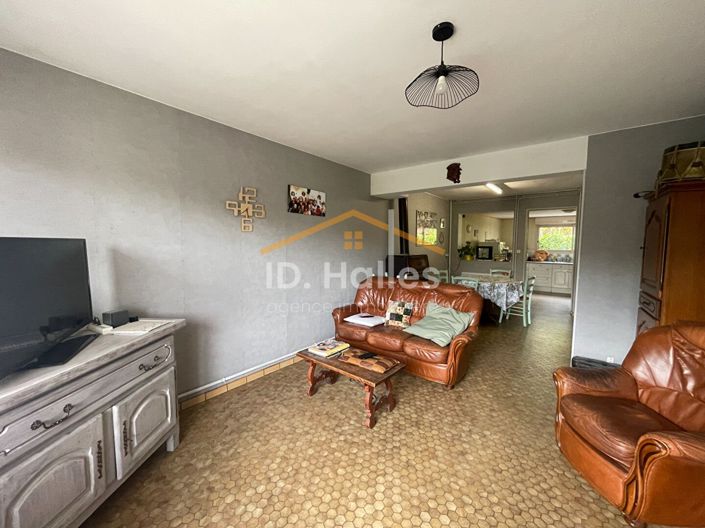 Image No.3-6 Bed House for sale
