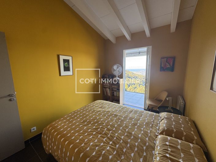 Image No.8-3 Bed House for sale