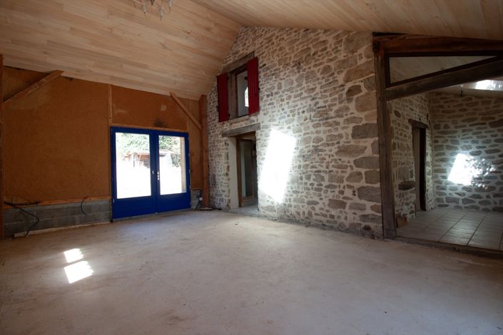 Image No.10-2 Bed House for sale