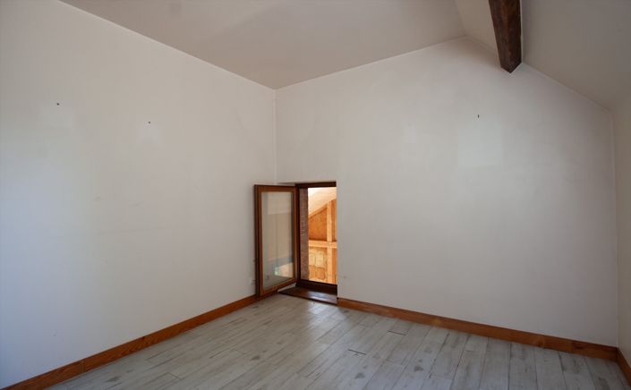 Image No.17-2 Bed House for sale