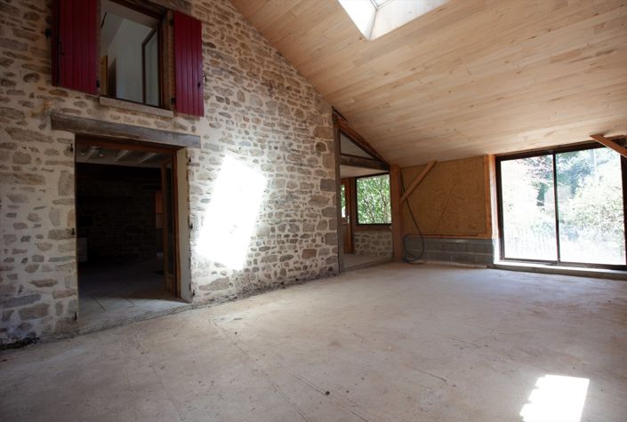Image No.9-2 Bed House for sale