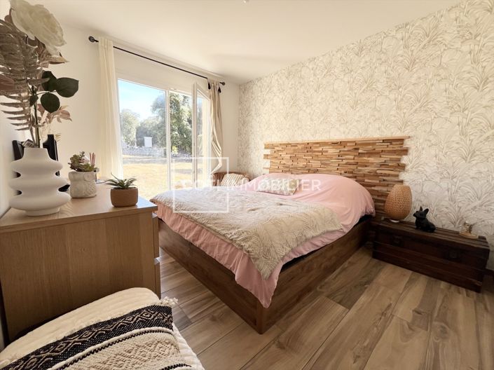 Image No.15-3 Bed House for sale