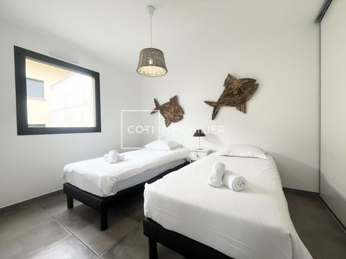 Image No.12-2 Bed Apartment for sale