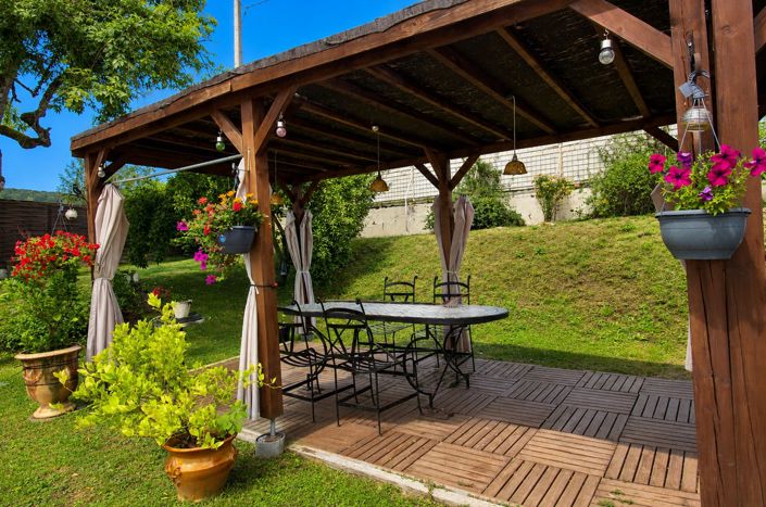 Image No.6-5 Bed House for sale