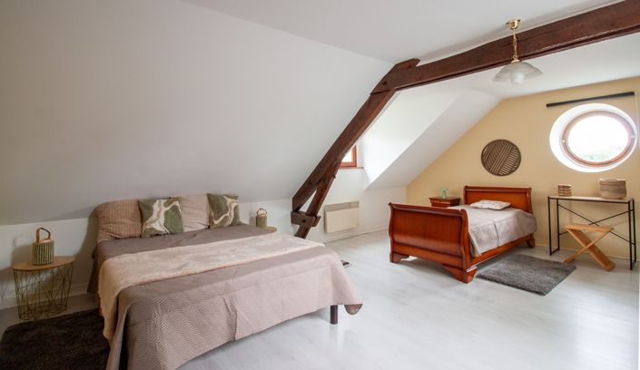 Image No.15-3 Bed House for sale