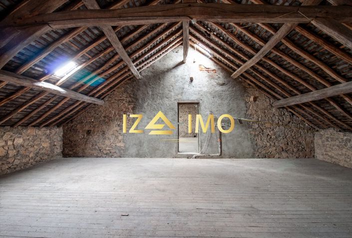 Image No.18-5 Bed House for sale