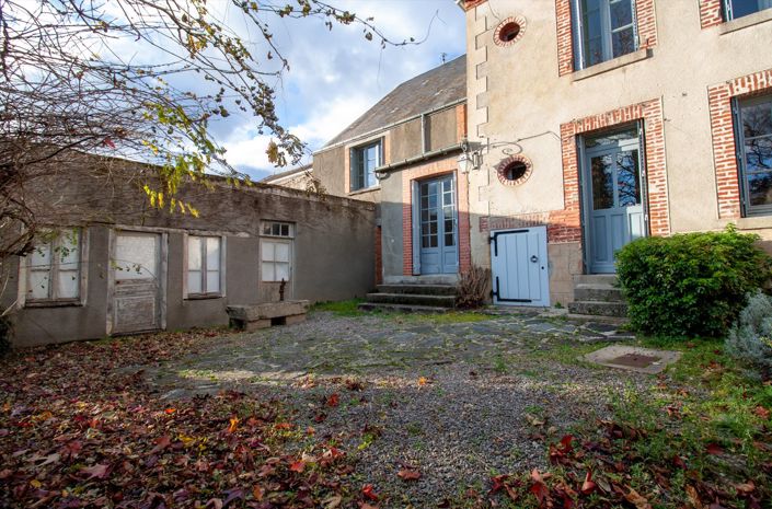 Image No.5-5 Bed House for sale