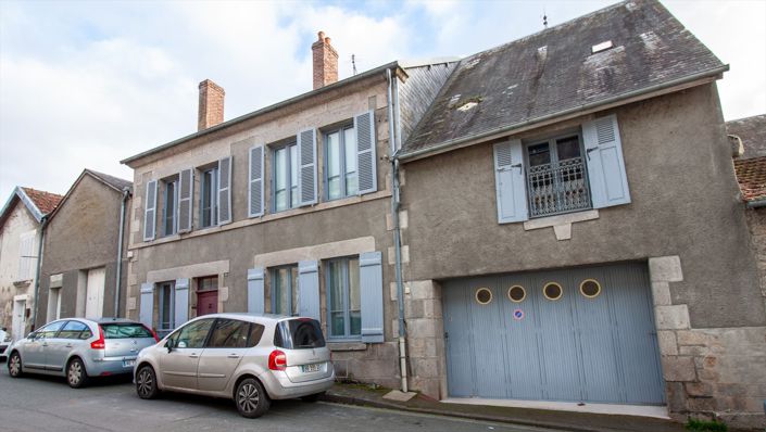 Image No.6-5 Bed House for sale