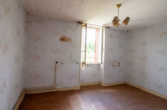 Image No.13-5 Bed House for sale
