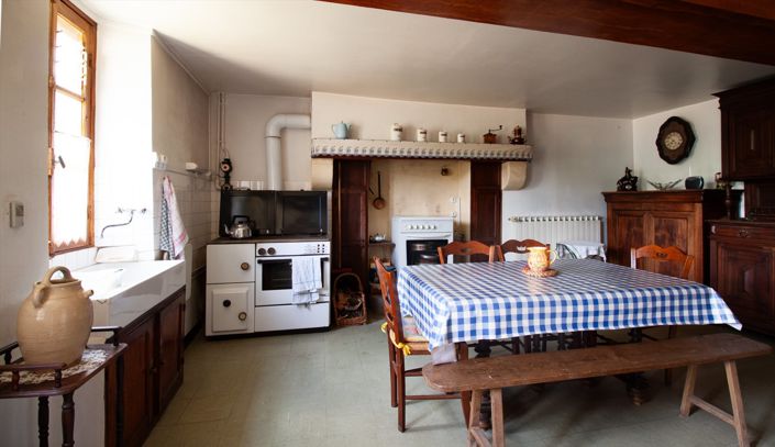 Image No.10-2 Bed House for sale