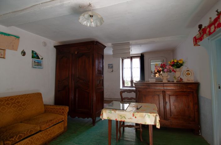 Image No.16-2 Bed House for sale