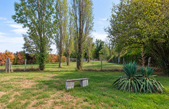 Image No.5-2 Bed House for sale