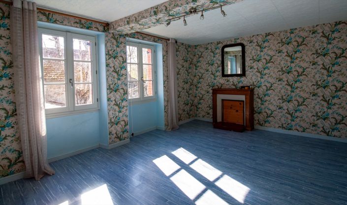Image No.13-2 Bed House for sale