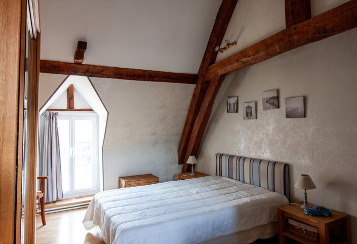 Image No.16-4 Bed House for sale