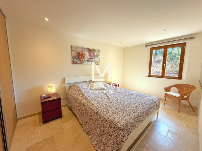 Image No.27-4 Bed House for sale