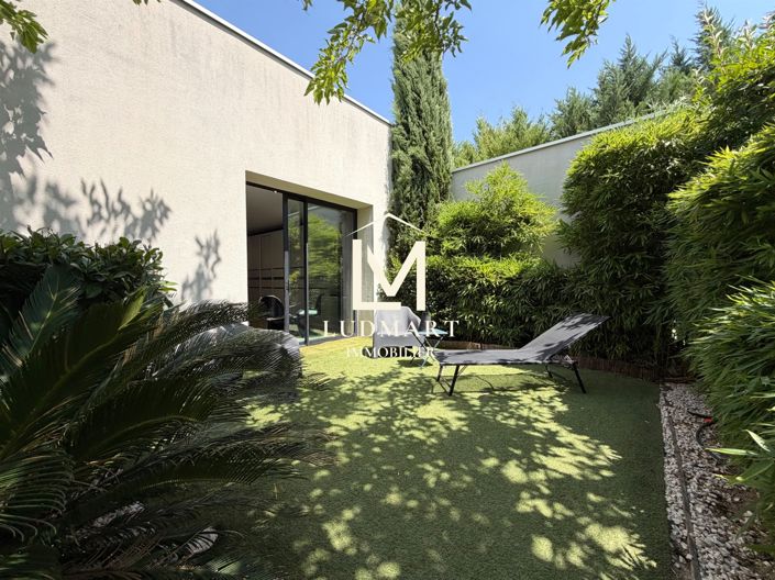 Image No.21-4 Bed House for sale