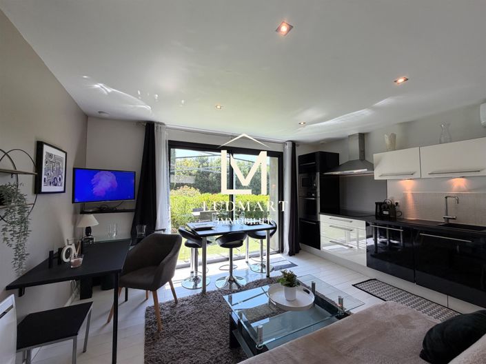 Image No.22-4 Bed House for sale