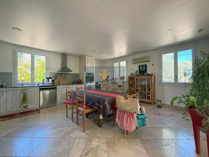 Image No.4-3 Bed House for sale
