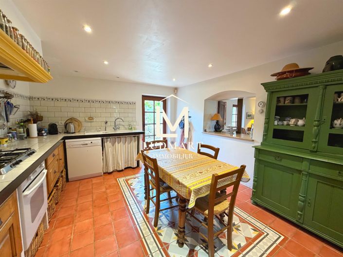Image No.22-7 Bed House for sale
