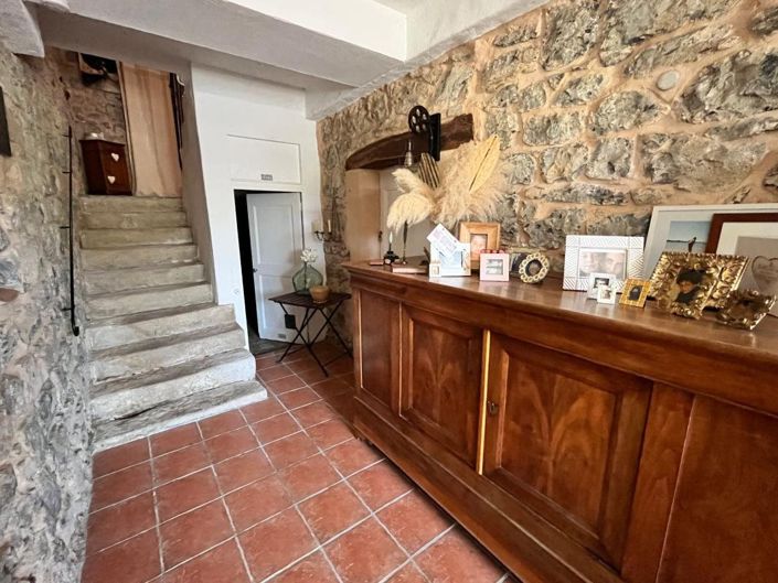 Image No.11-6 Bed House for sale