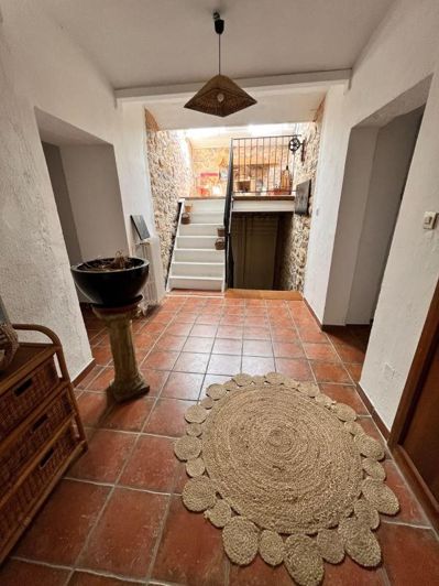 Image No.19-6 Bed House for sale