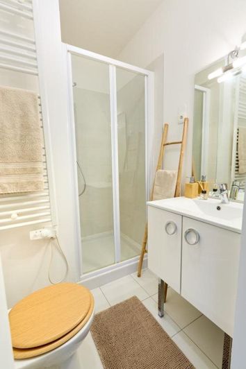 Image No.23-6 Bed House for sale