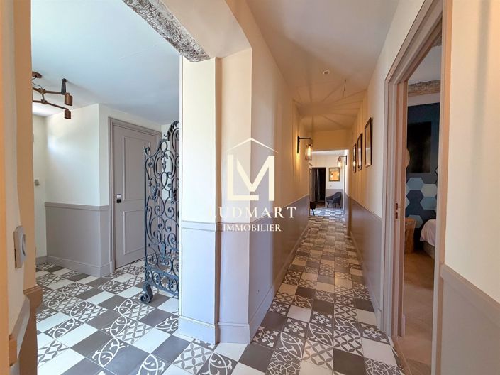 Image No.27-6 Bed House for sale