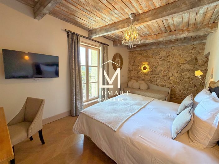 Image No.33-6 Bed House for sale