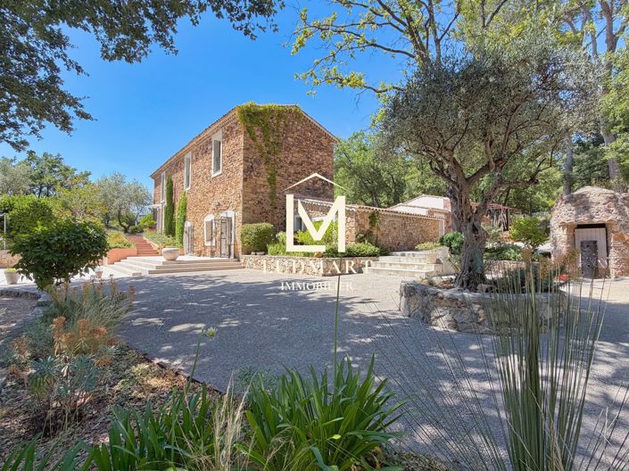 Image No.8-6 Bed House for sale